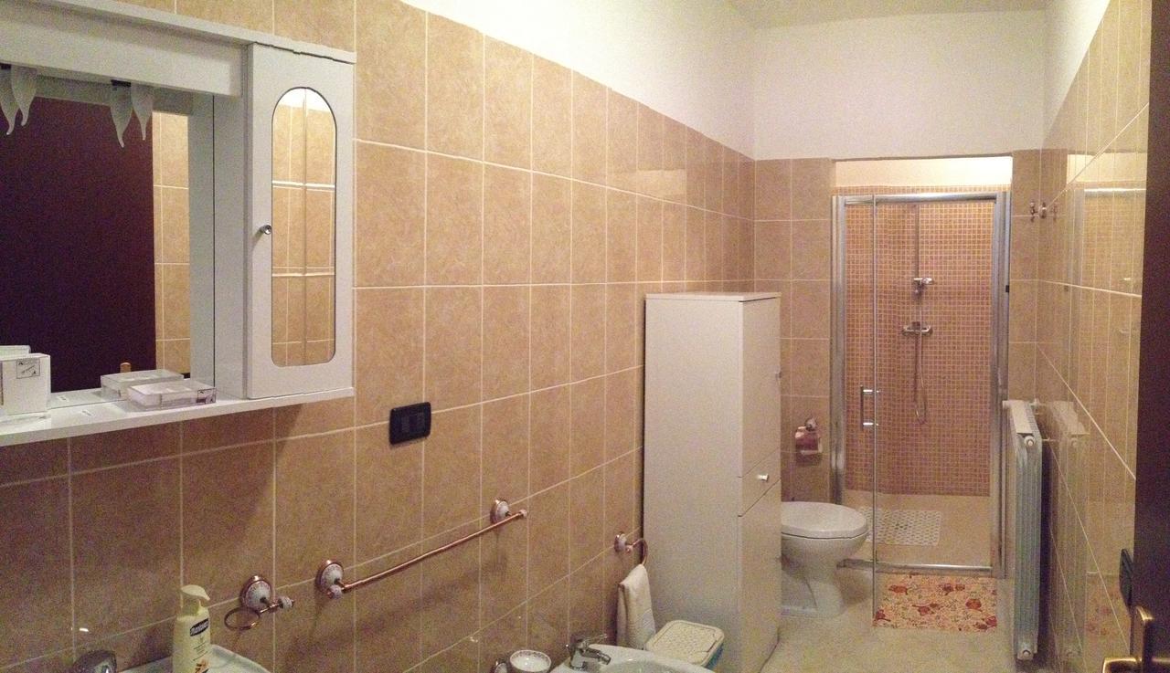 Hotel Da Donna Rosa à Pontedera Extérieur photo