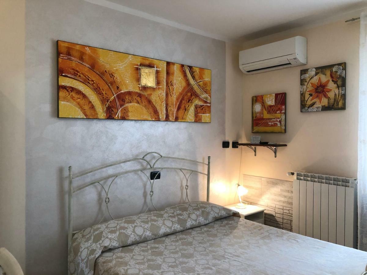 Hotel Da Donna Rosa à Pontedera Extérieur photo